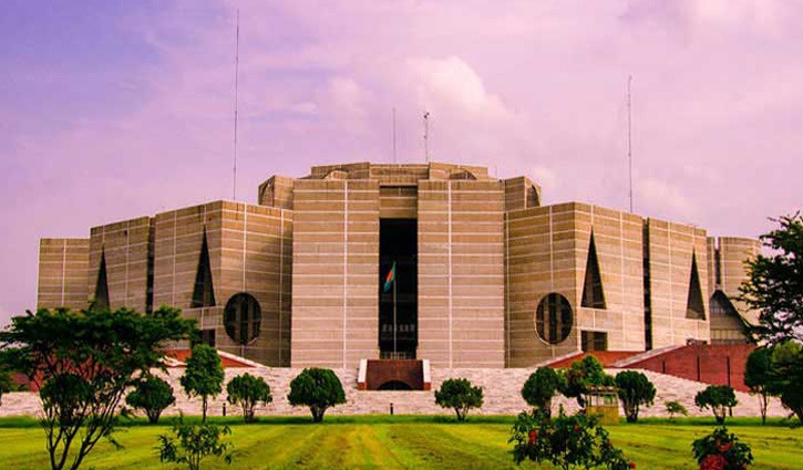 বনের জমি দখলকারীদের তালিকা প্রকাশের সুপারিশ