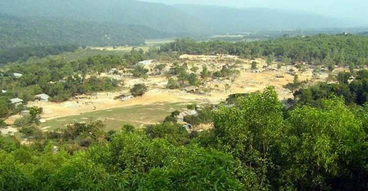 দখলের কবল থেকে সাড়ে ৫ হাজার একর ভূমি উদ্ধার
