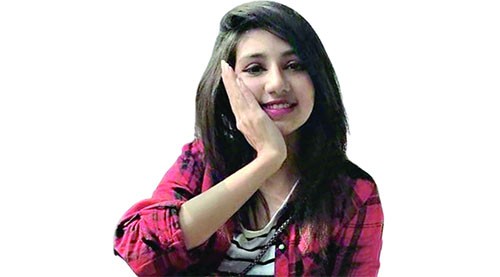 বাবাকে সাহায্য করতে রেস্টুরেন্টে কাজ নিয়েছিলেন প্রীতি