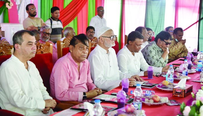 সাবের হোসেন চৌধুরী : আ.লীগকে দাবিয়ে রাখার কোনো শক্তি নেই