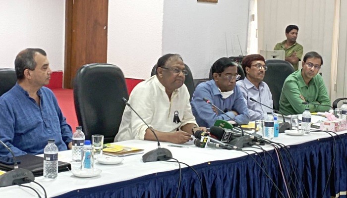 সচেতনতা বাড়িয়ে তামাকের ব্যবহার অর্ধেক করা সম্ভব: বাণিজ্যমন্ত্রী