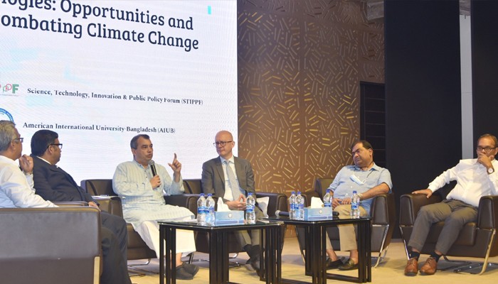 প্লাস্টিক ব্যবহারকে ‘না’ বলতে হবে