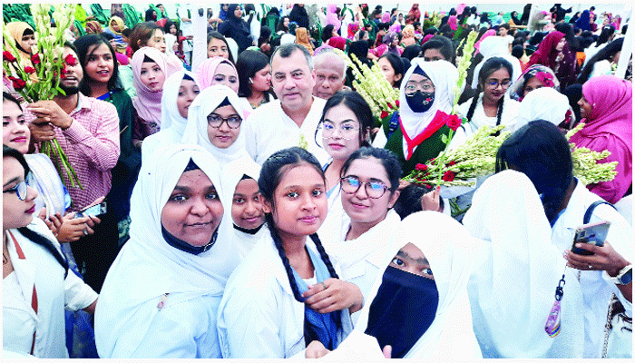 শেখ হাসিনার যোগ্য নেতৃত্বে বাংলাদেশ বদলে যাচ্ছে : সাবের হোসেন চৌধুরী