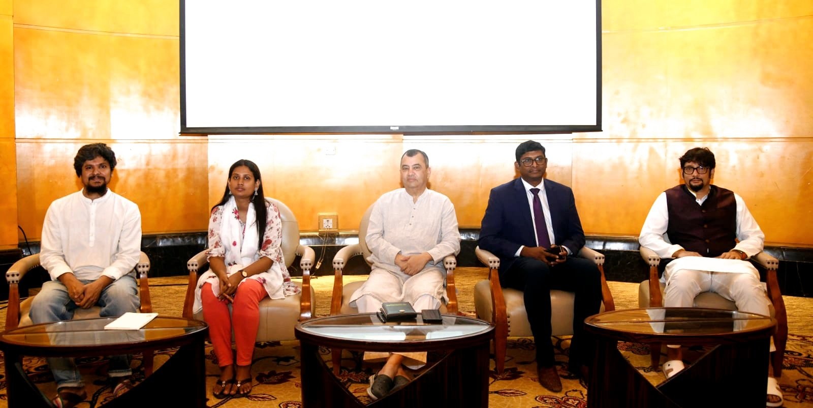 পরিবেশবান্ধব উন্নয়নের জন্য গ্রিন এন্ড ক্লাইমেট রেজিলেন্ট ডেভেলপমেন্ট নীতিমালা অনুসরণ করছে সরকার : পরিবেশমন্ত্রী