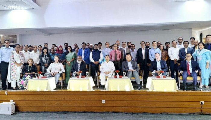 বাংলাদেশের ৮৭৬ বিলিয়ন ডলার প্রয়োজন : পরিবেশমন্ত্রী